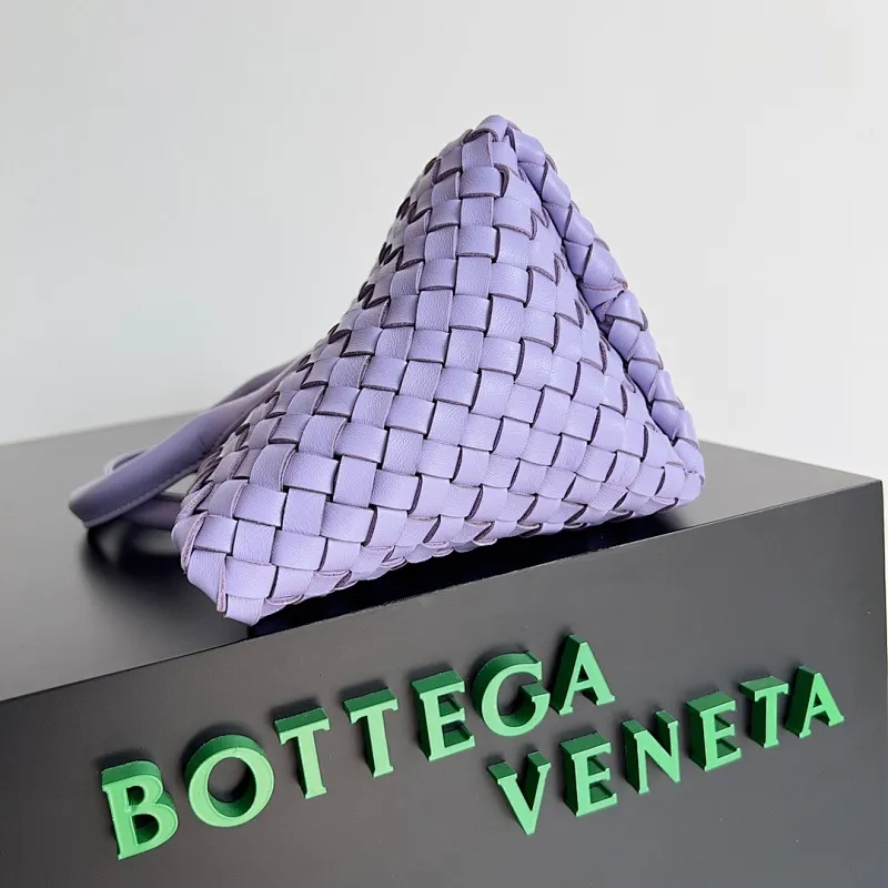 All categories 💚 Authentic bags 💚 BV 2025 new BV handbags
